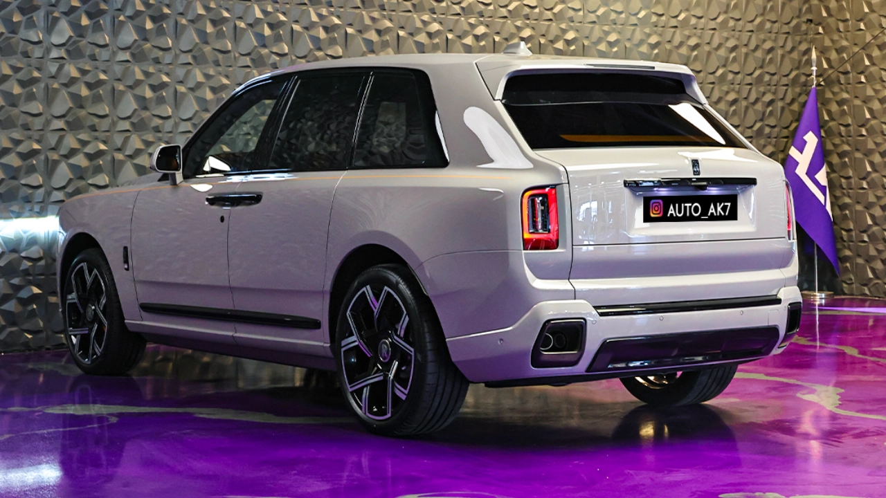 Rolls-Royce Cullinan Black Badge