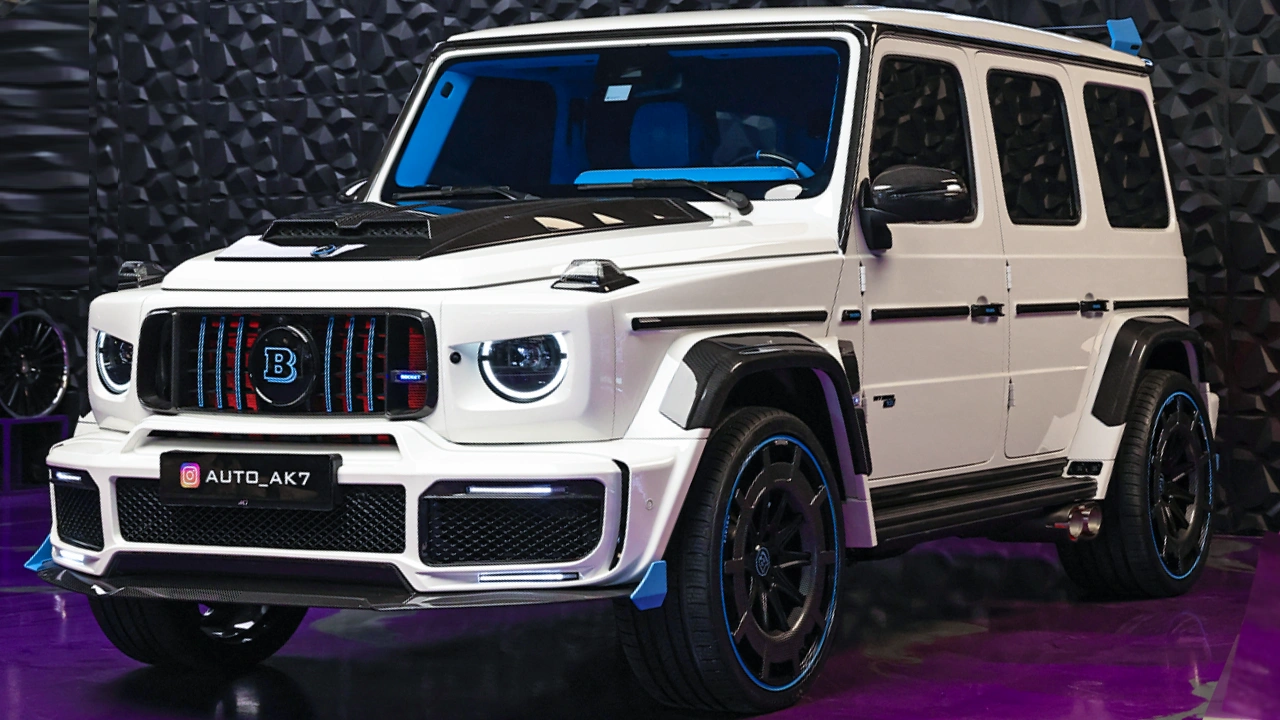 Mercedes-Benz G 63 Upgraded to Brabus 900 Rocket Edition